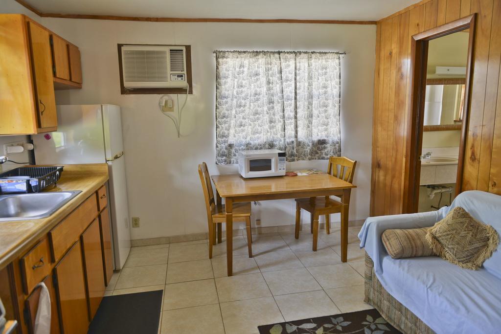 Lake Ida Beach Resort ウィンターヘイブン 部屋 写真