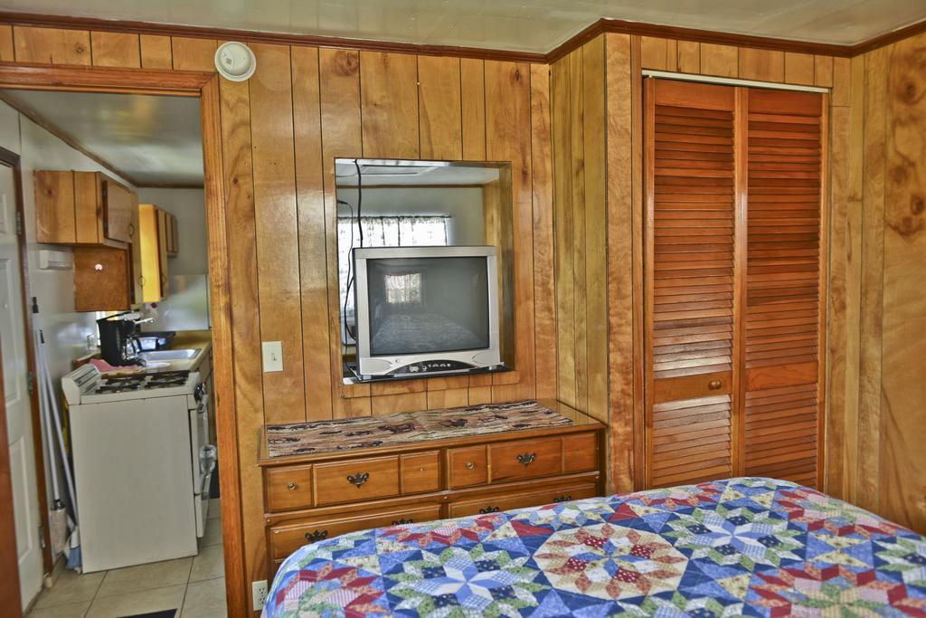 Lake Ida Beach Resort ウィンターヘイブン 部屋 写真