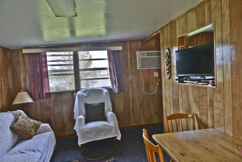 Lake Ida Beach Resort ウィンターヘイブン 部屋 写真